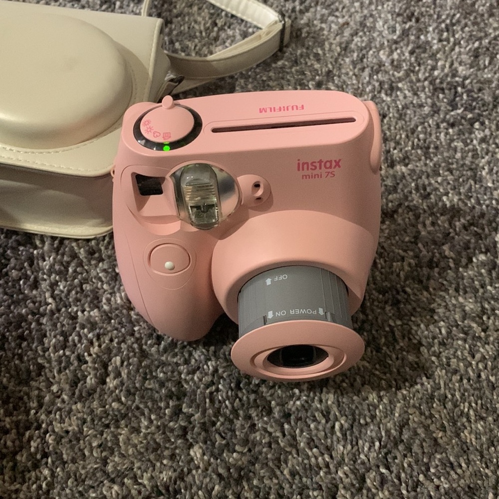 instax Mini 7S Camera - Picture 2 of 10